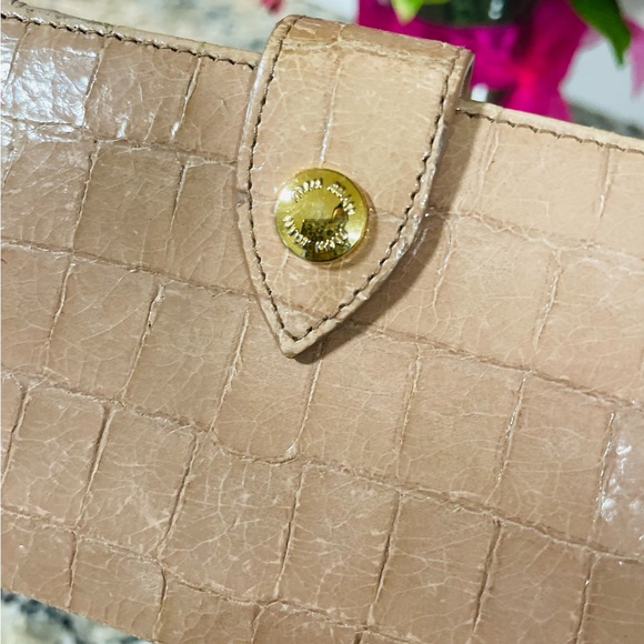 MIU MIU Alligator Style Large Wallet 💯AUTHENTIC - Picture 4 of 15